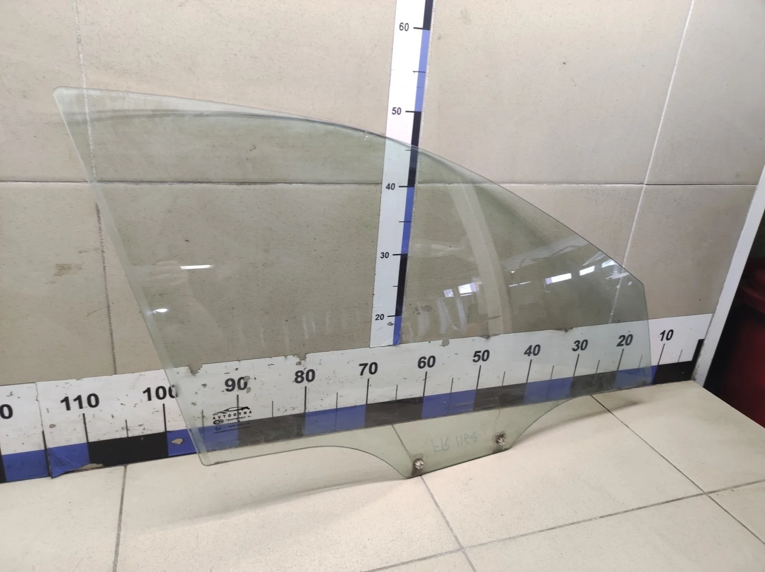 Стекло двери передней правой Lacetti 2003-2013