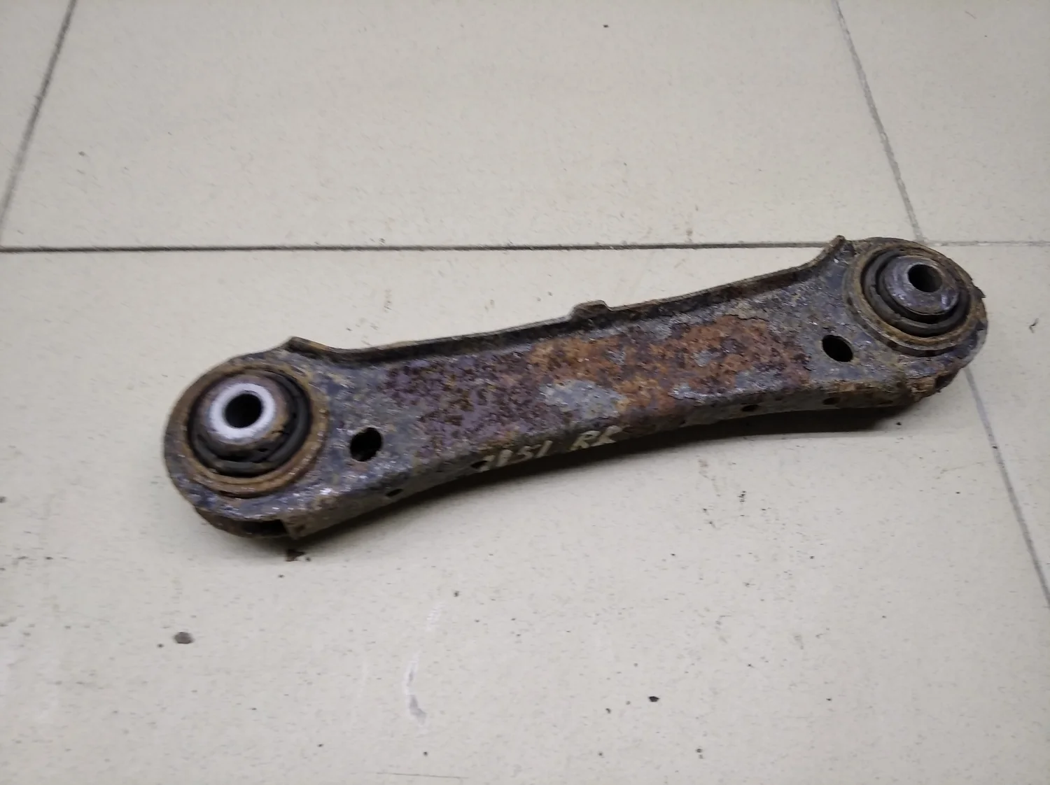 Рычаг задний верхний 3-серия E90/E91 2005>