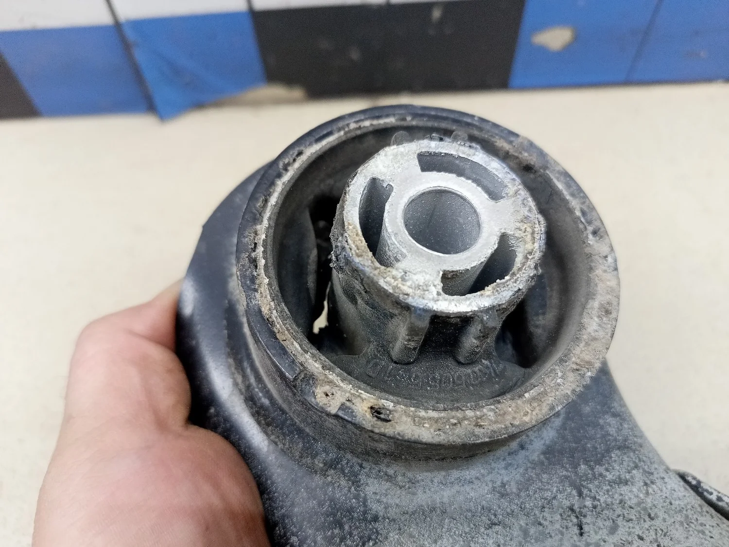 Рычаг задний продольный левый Yeti 2009>