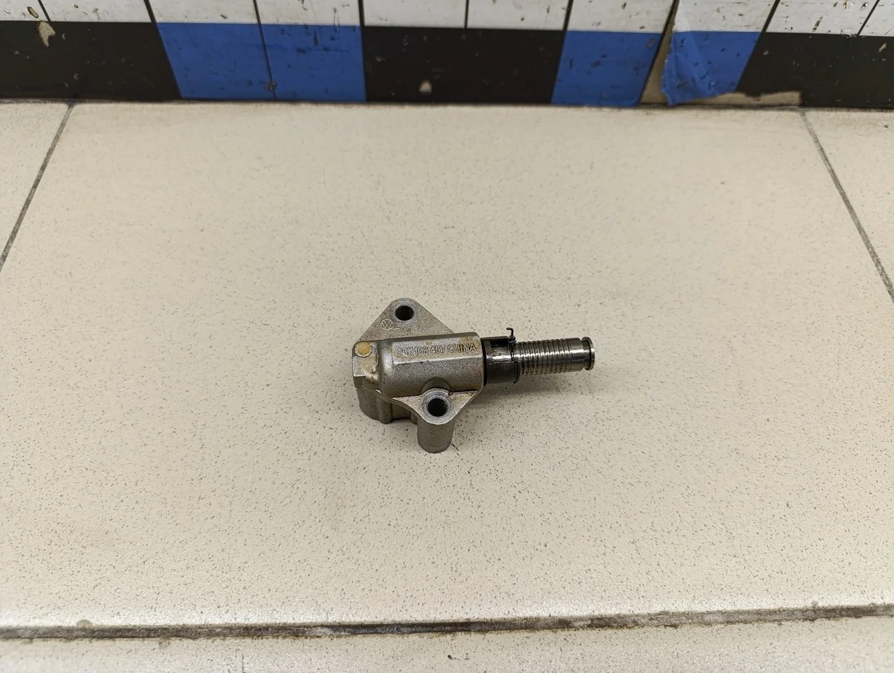 Натяжитель цепи Passat [B6] 2005-2010