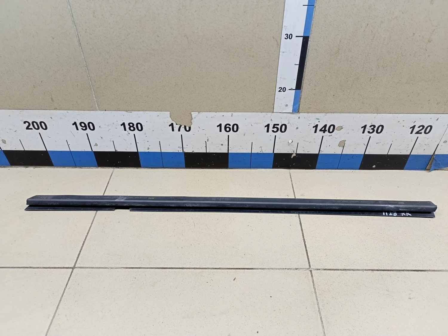 Накладка стекла заднего правого Astra H / Family 2004-2015