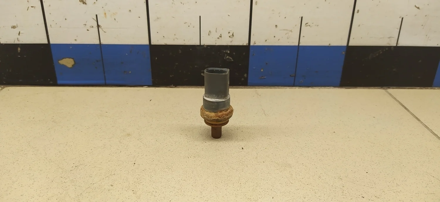 Датчик температуры A3 (8L1) 1996-2003