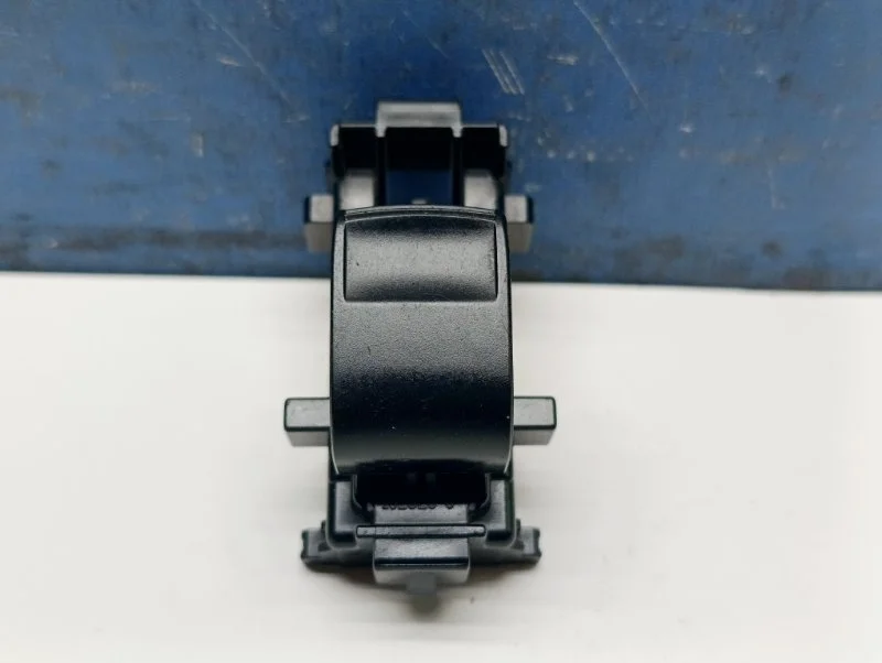 Кнопка стеклоподъемника Toyota Camry 40 2006-2011 8481052030