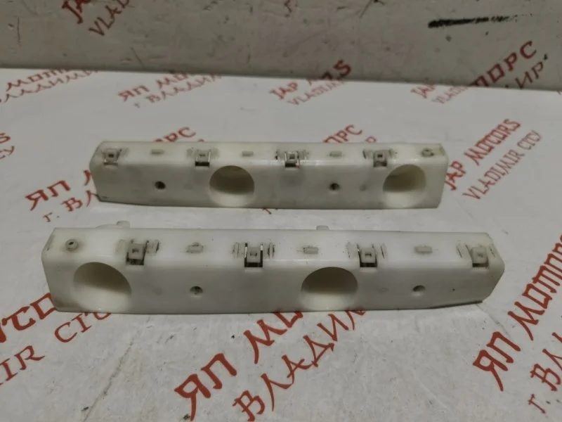 Крепление бампера переднее Nissan Teana J32 2.5