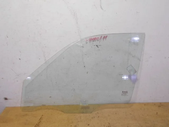 Стекло двери передней левой Hyundai Accent II (1999—2012)