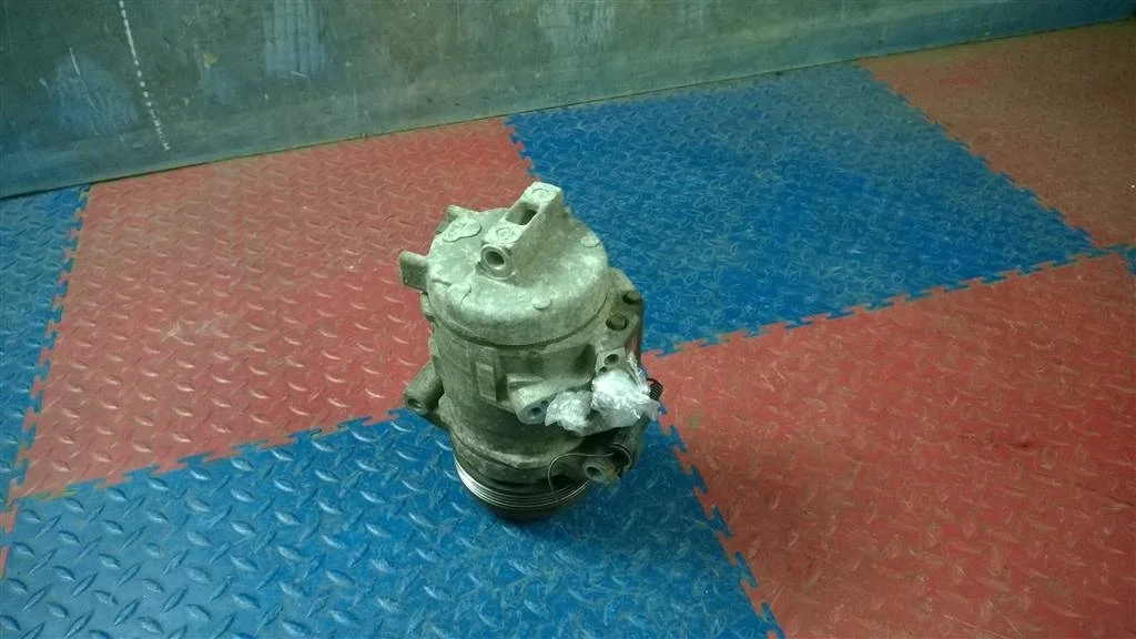 компрессор кондиционера BMW X5 E53  M54B30 231 лс 3.0i