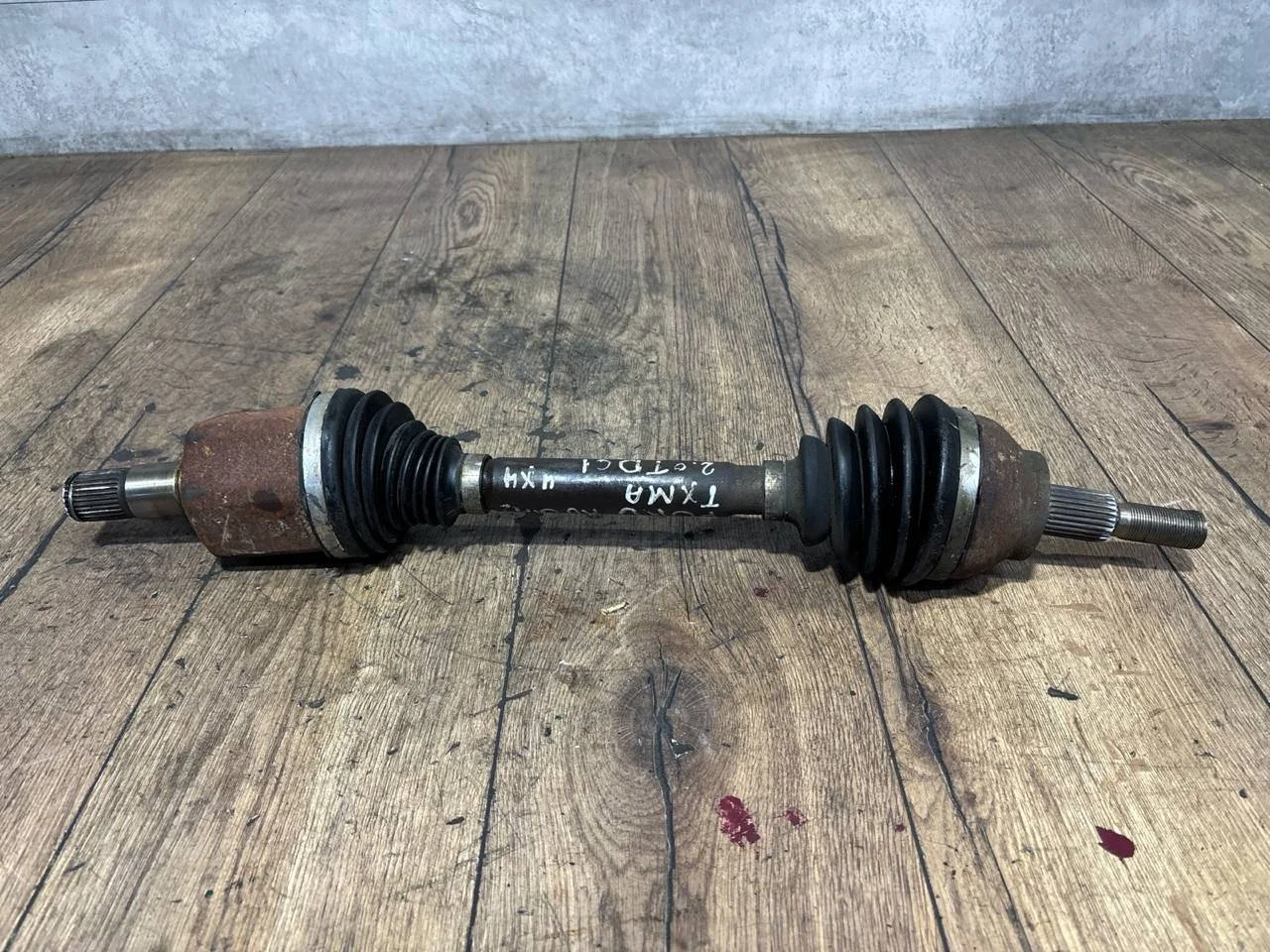 полуось передняя левая Ford Kuga CBV