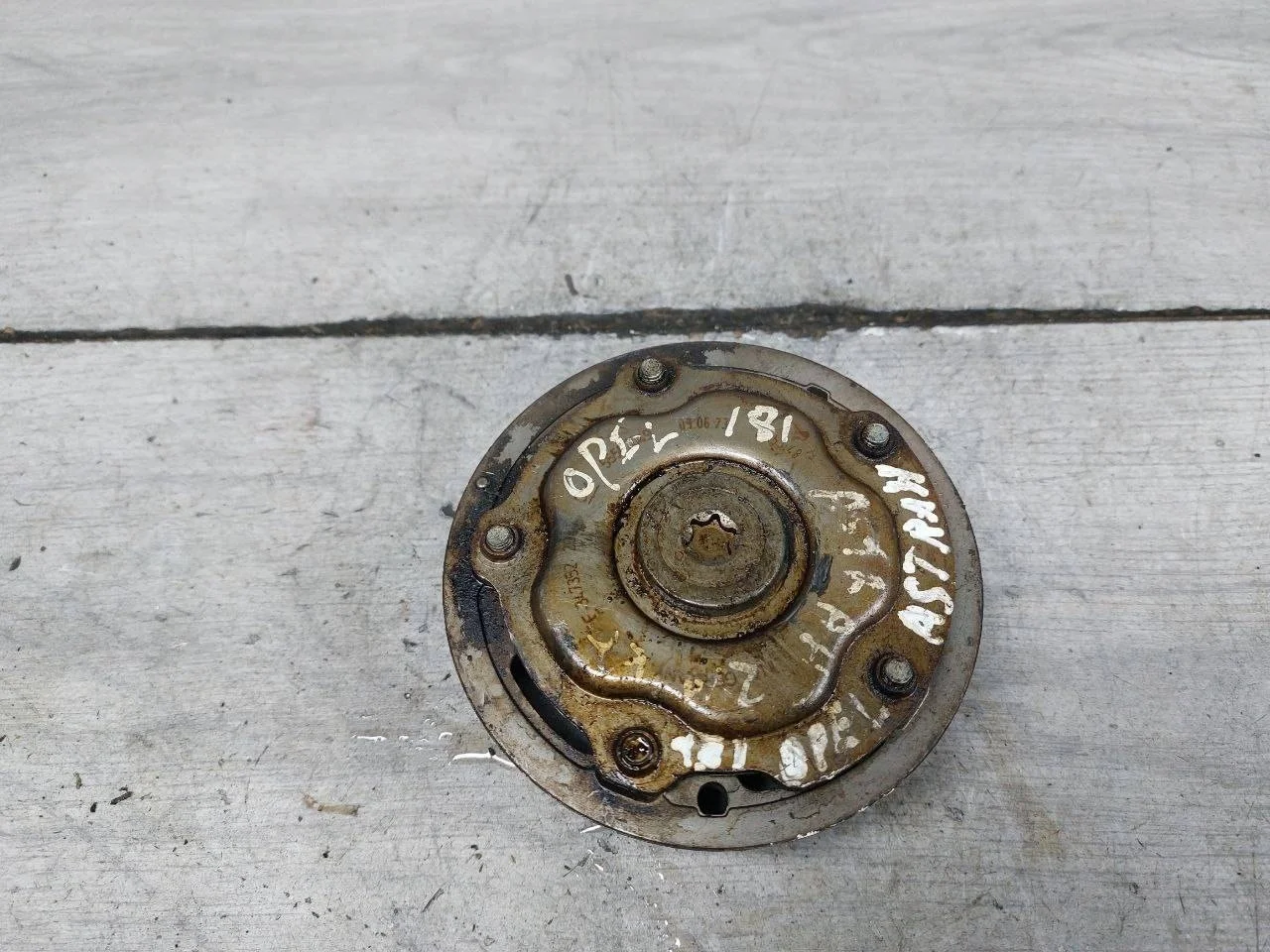 Фазорегулятор Chevrolet Cruze J300