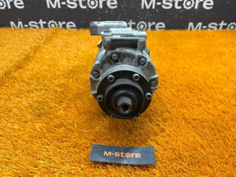 Компрессор кондиционера Audi Q7 2008 4E0260805AS 4LB BAR