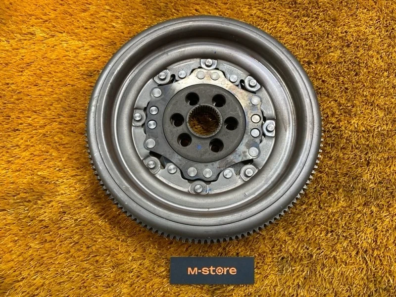 Маховик Volkswagen Sharan 2011 03C105266F 7N CAV