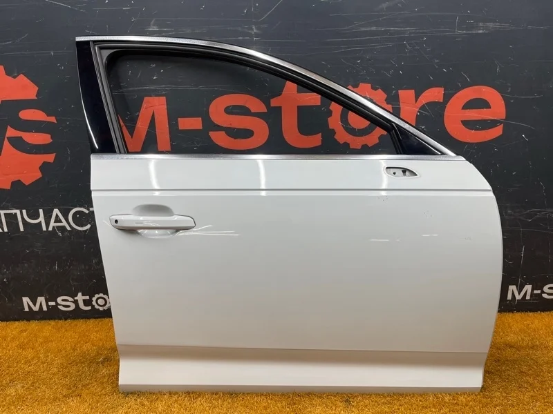 Дверь Audi A4 2015 8W0831052 B9/8W CYR, передняя правая