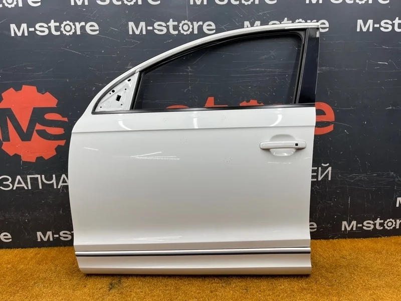 Дверь Audi Q7 2011 4L0831051A 4L CJTC, передняя левая