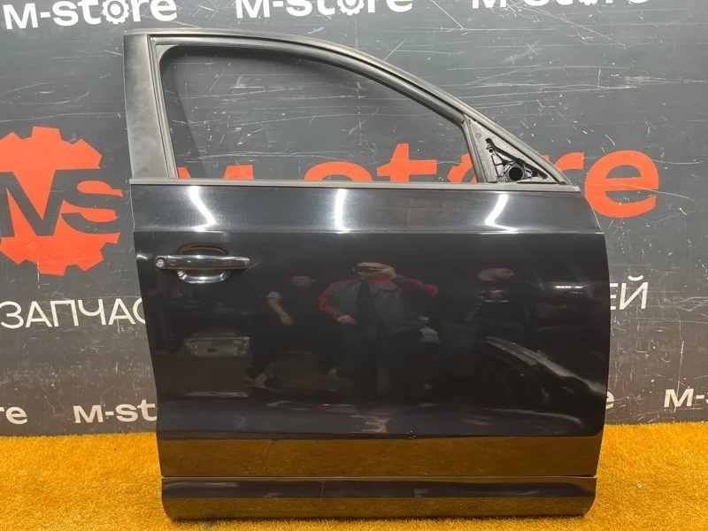 Дверь Audi Q3 2012 8U0831052B 8U CPS, передняя правая