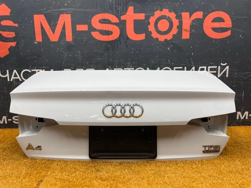 Крышка багажника Audi A4 2015 8W5827025F B9/8W CYR