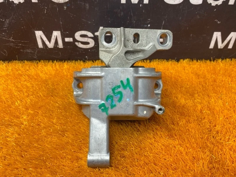 Подушка двигателя Volkswagen Sharan 2011 5N0199262D 7N CAV, правая