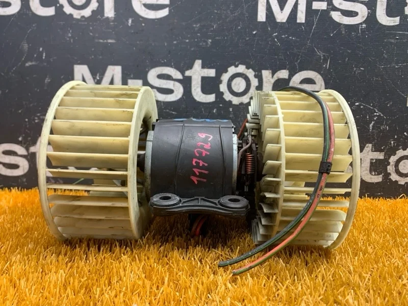 Мотор печки Land Rover Range Rover 2006 64118385558 L322 448PN