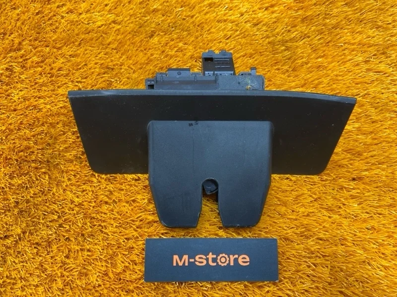 Замок багажника Volvo Xc60 2011 31335045 DZ44 B4204T6