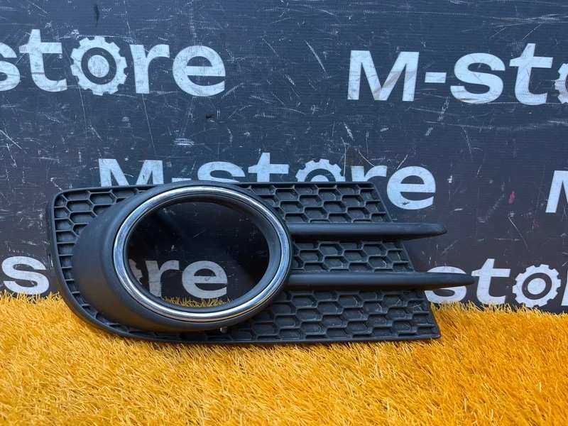 Оправа туманки Volkswagen Tiguan 2013 5N0853666H 5N CTHA, правая