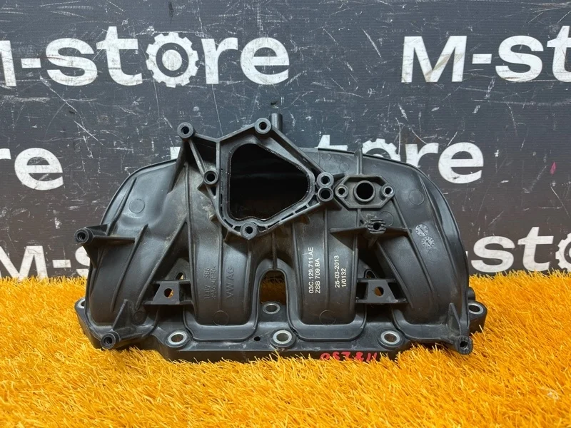 Коллектор впускной Volkswagen Tiguan 2013 03C129711AE 5N CTHA