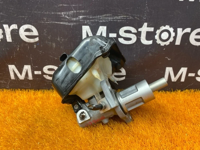 Главный тормозной цилиндр Audi A4 2009 8K0611021A B8/8K CDH