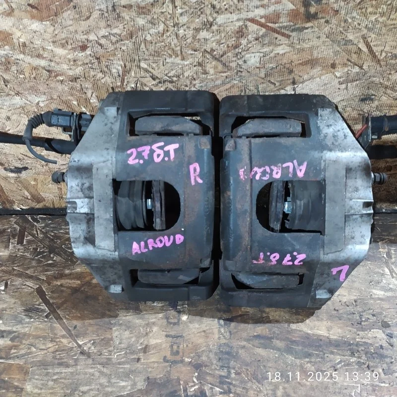 Комплект суппортов Audi A6 Allroad 2005 4B