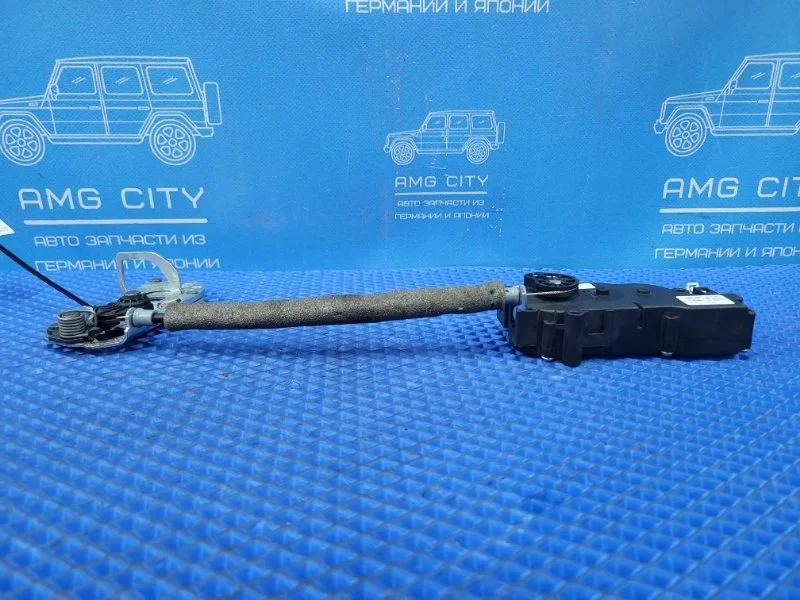 Доводчик двери багажника Mercedes-Benz C-class