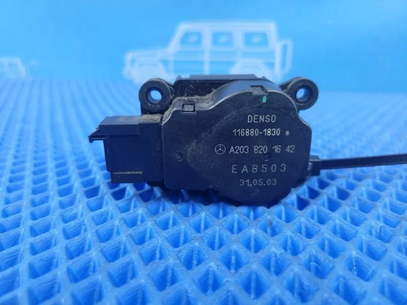 Сервопривод заслонок печки Mercedes-Benz E-class