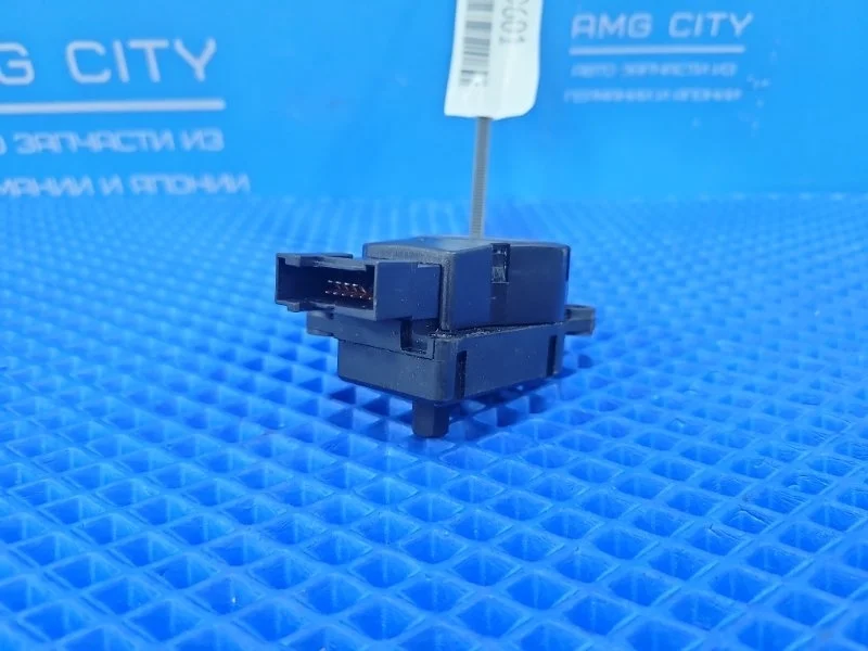 Сервопривод заслонок печки Mercedes-Benz E-class