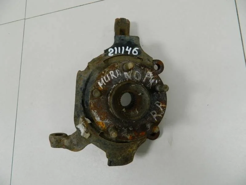 Кулак поворотный передний правый Nissan Murano (Z50) 2004-2008