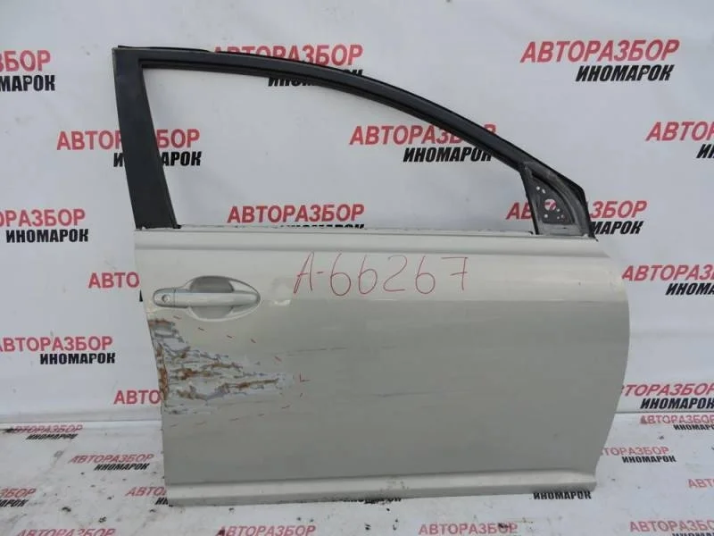 Дверь передняя правая Toyota Avensis (T250) 2003-2009