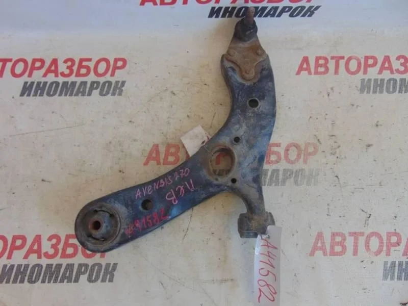 Рычаг передний левый Toyota Avensis (T270) 2009>