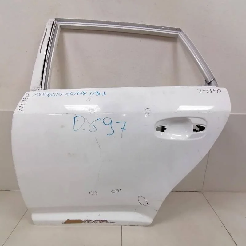 Дверь задняя левая Toyota Avensis (T270) 2009>