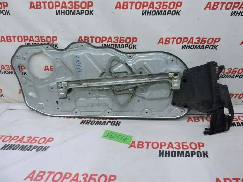 Стеклоподъемник электр. передний правый Volvo C30 (MK) 2006-2013