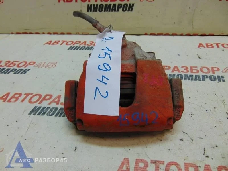 Суппорт передний правый Ford C-MAX 2003-2010