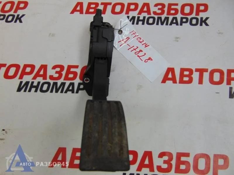 Педаль газа Ford Focus 3 2011>