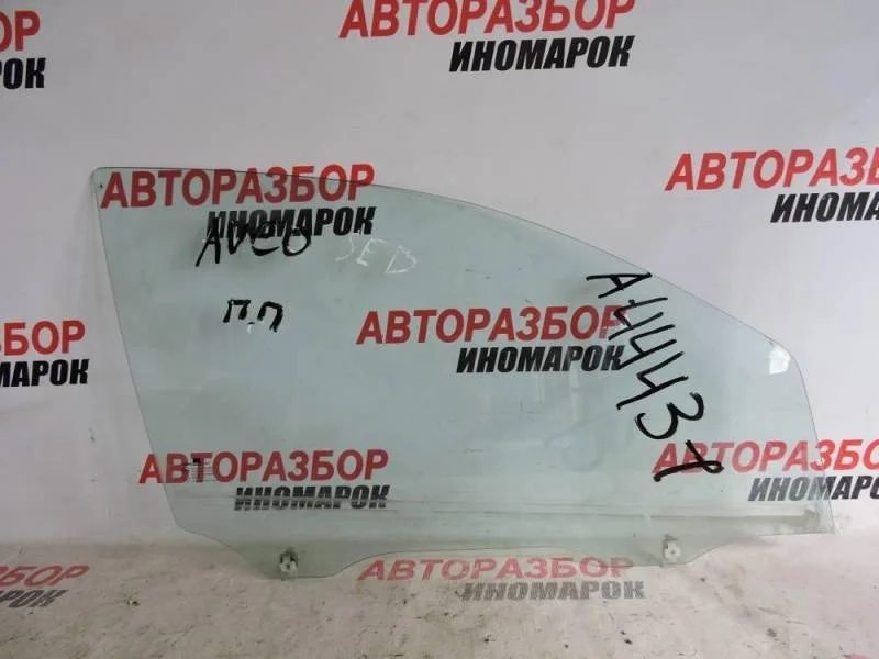 Стекло двери передней правой Chevrolet Aveo T250 2005-2011