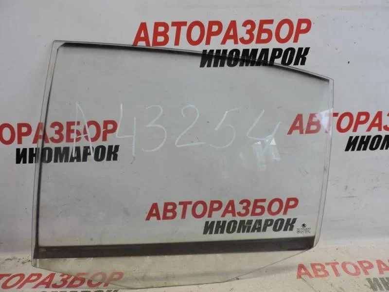 Стекло двери задней левой Skoda Octavia (A4 1U-) 2000-2011