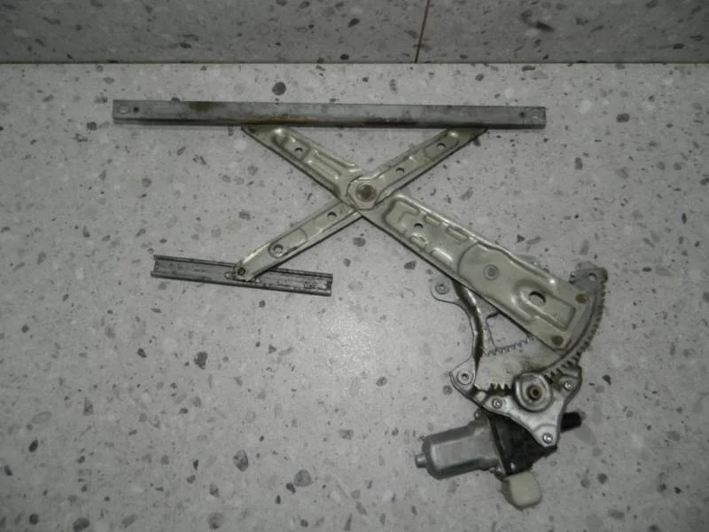 Стеклоподъемник электр. задний левый Nissan Murano (Z51) 2008-2015