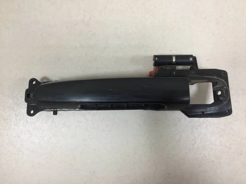 Ручка двери передней наружная левая Toyota Corolla E150 2006-2013
