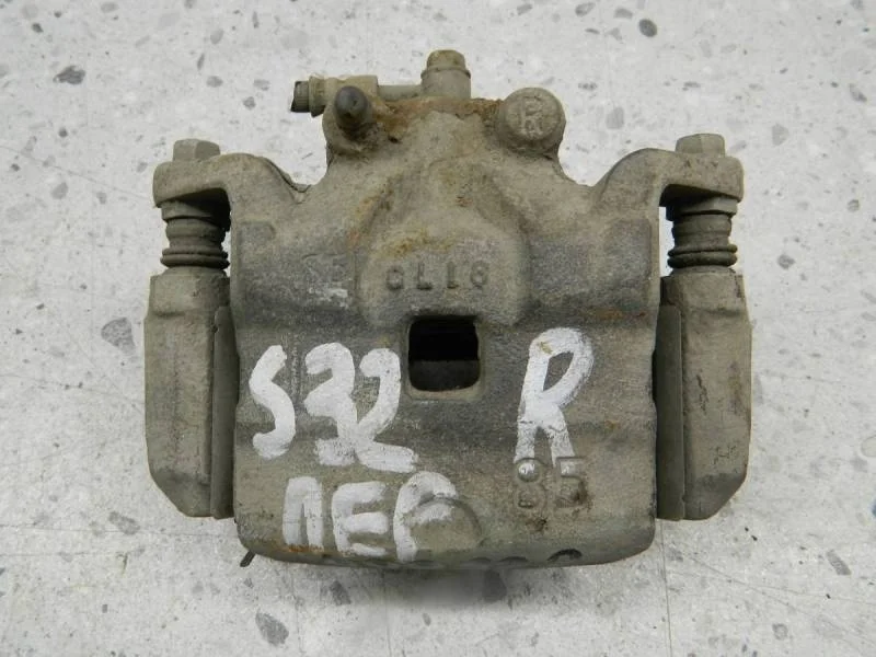 Суппорт передний правый Nissan Teana J32 2008-2013