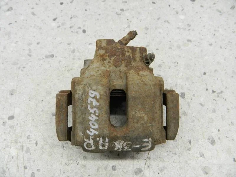 Суппорт передний правый BMW 7-Series E38 1994-2001