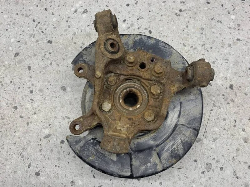 Кулак поворотный задний левый Infiniti FX (S50) 2003-2007