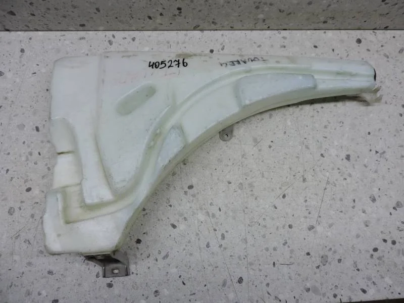 Бачок омывателя лобового стекла Volkswagen Touareg (7L) 2002-2010