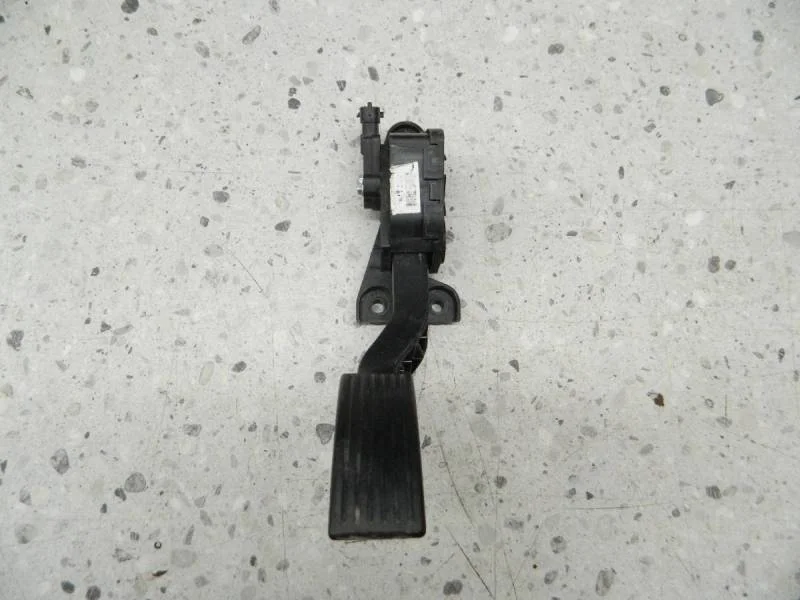 Педаль газа Hyundai Solaris 2010-2017