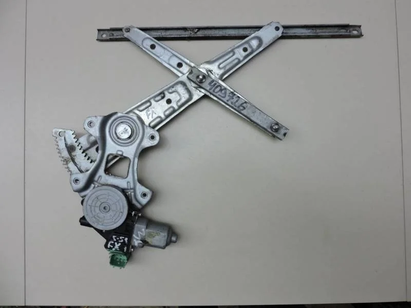 Стеклоподъемник электр. задний левый Infiniti FX/QX70 (S51) 2008-2017