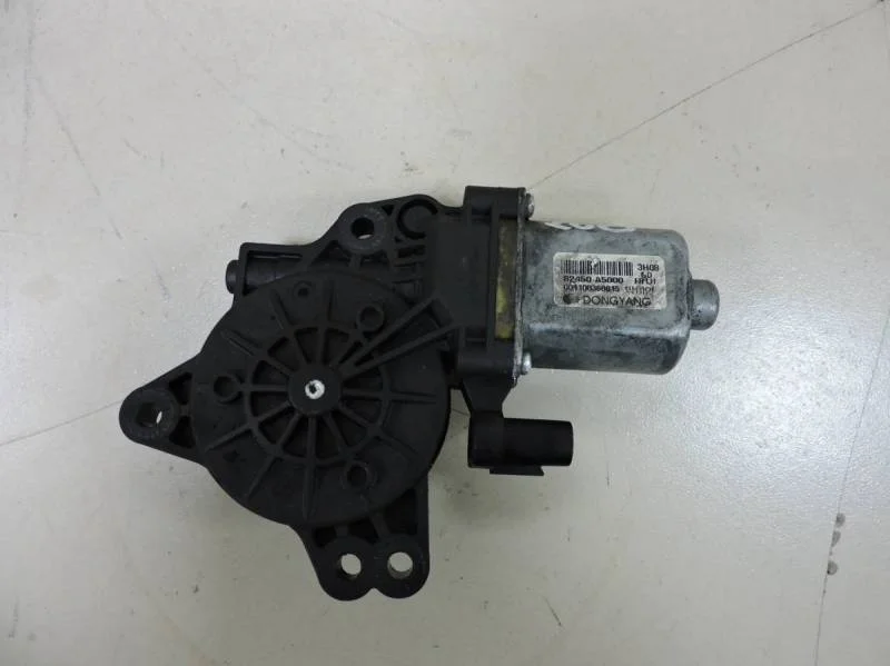 Моторчик стеклоподъемника Hyundai i30 (GD) 2012>