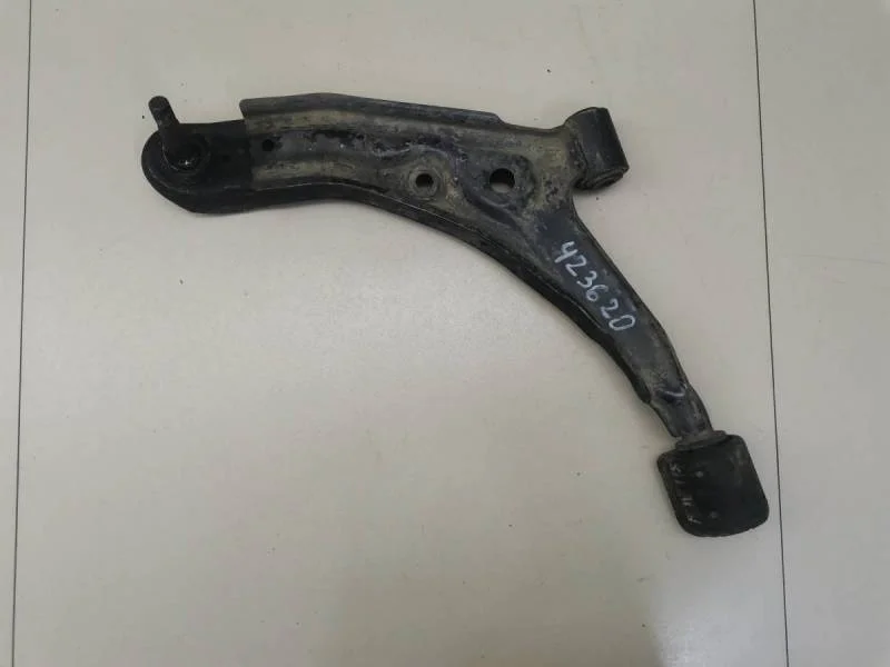 Рычаг передний левый Nissan Almera (N15) 1995-2000