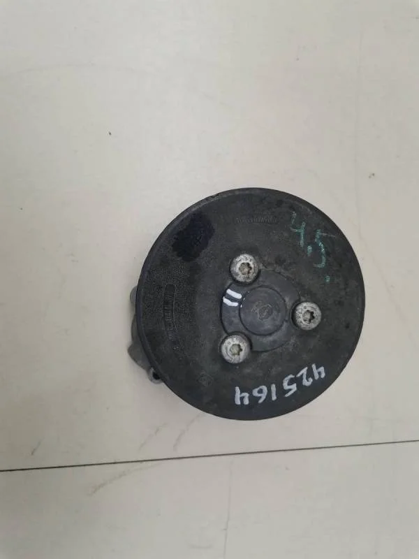 Насос водяной (помпа) Porsche Cayenne 2003-2010