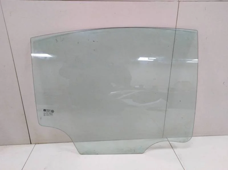 Стекло двери задней правой Chevrolet Cruze (J300) 2009-2016