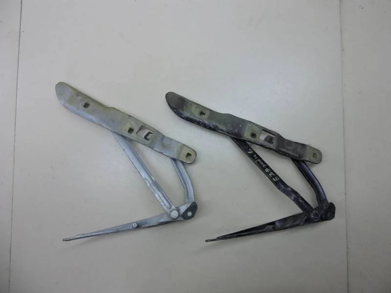 Петля крышки багажника BMW 5-series E39 1995-2003